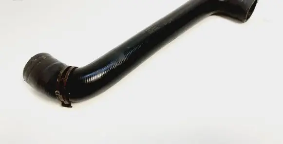 Mercedes-Benz Vito Viano W639 Engine coolant pipe/hose A6395014382