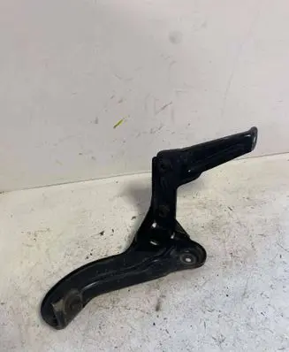 Audi A6 S6 C6 4F Intercooler pipe mounting bracket 4F0145813F