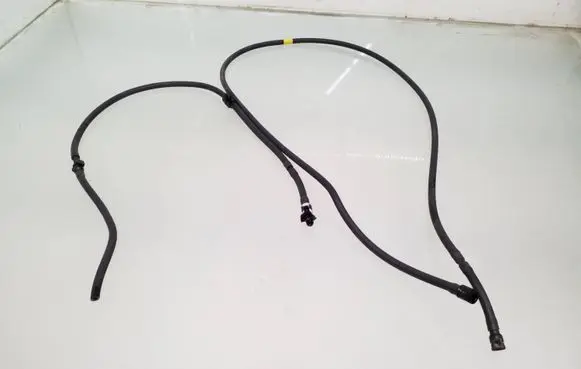 Land Rover Defender Windshield washer fluid hose 