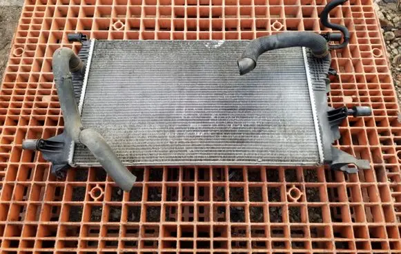 Renault Scenic III - Grand scenic III Coolant radiator 214100002RD 214100002R