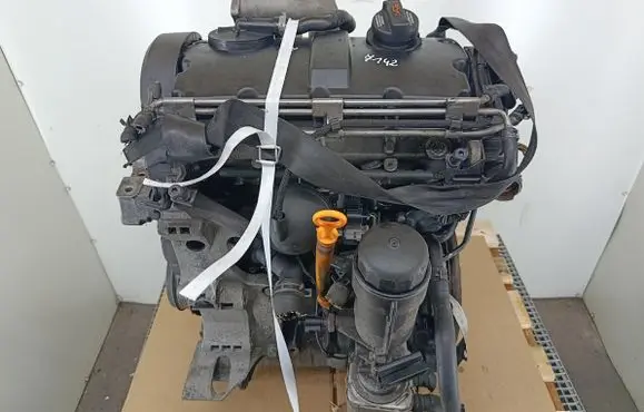 Volkswagen Golf IV Engine AUY