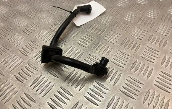 BMW X4 G02 Vacuum line/pipe/hose 8610507