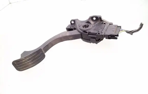 Ford Mondeo MK IV Accelerator throttle pedal 6G929F836RD