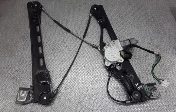 Mercedes-Benz E W211 Front door window regulator with motor A2117200146