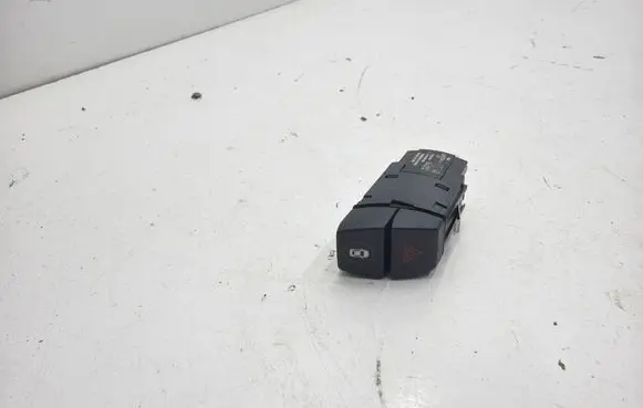 BMW X6 F16 Hazard light switch 9354186 34740201 140426106135
