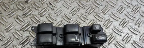 Mitsubishi ASX Electric window control switch 8608A209