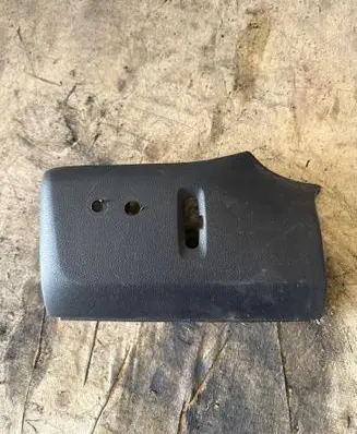 Renault Master III Headlight level height control switch 682103939R
