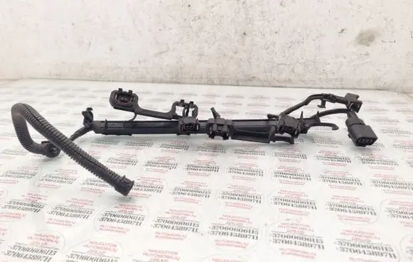 Audi A3 S3 8L Fuel injector wires 06A971824C