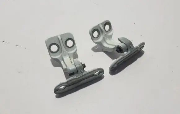 Rear door upper hinge