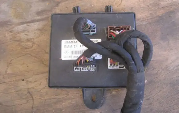 Renault Captur Engine control unit/module ECU 231A09653R