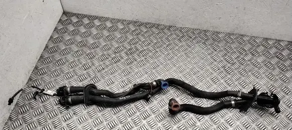 Engine coolant pipe/hose