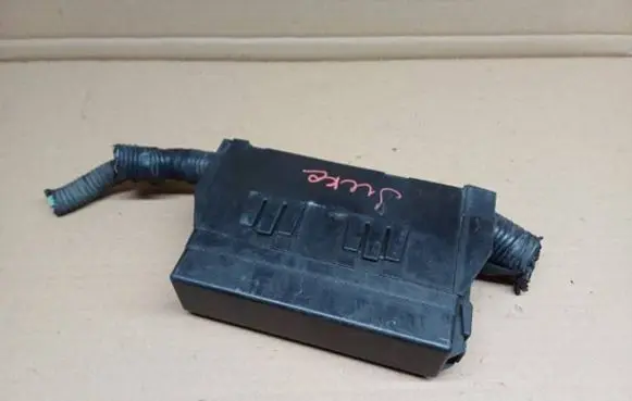 Nissan Juke I F15 Fuse box set 7154722330