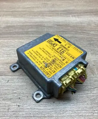 Mitsubishi Space Wagon Airbag control unit/module MR324913 4079333461