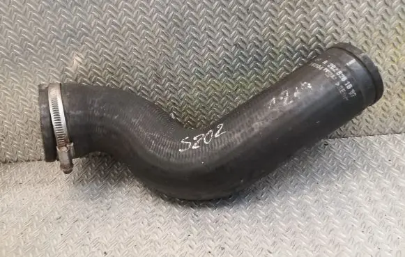 Mercedes-Benz C W202 Intercooler hose/pipe 2025281682