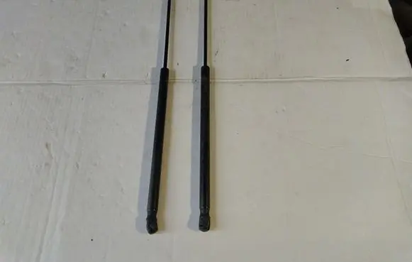 Mazda 3 I Tailgate/trunk strut/damper