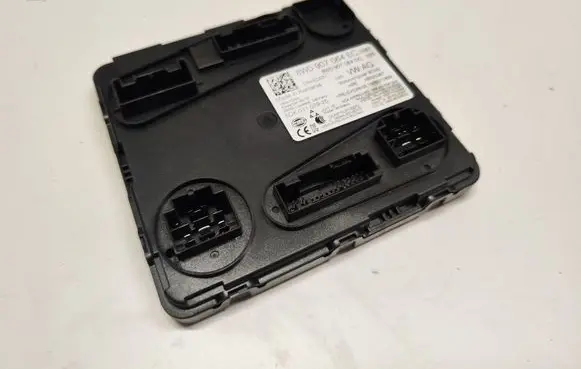Audi A4 S4 B9 Comfort/convenience module 8W0907064EC