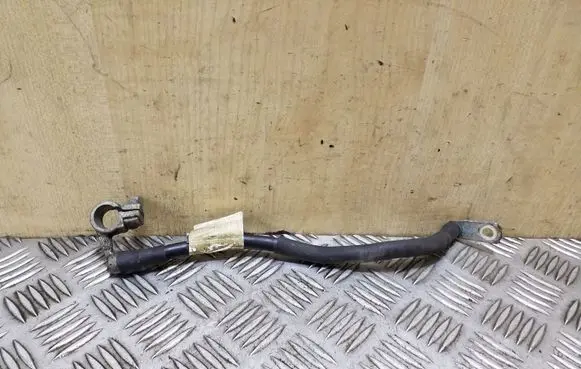 Volkswagen Tiguan Negative earth cable (battery)