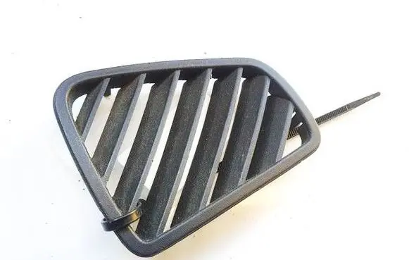 Dashboard side air vent grill/cover trim