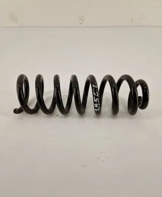 Mercedes-Benz C W205 Rear coil spring 