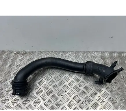 BMW 3 G20 G21 Intercooler hose/pipe 8601683
