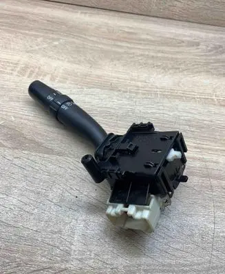 Toyota Corolla Verso AR10 Indicator stalk 173650A