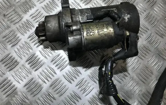 Nissan Almera N16 Starter motor