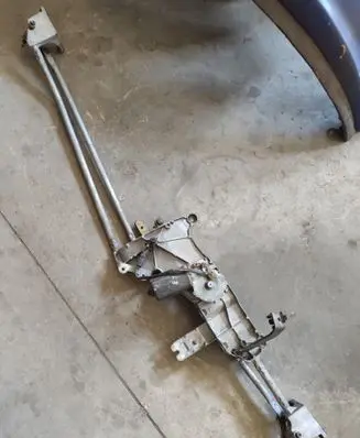 Citroen C8 Front wiper linkage and motor 2433A