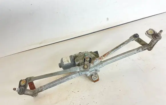 Audi A3 S3 8L Front wiper linkage and motor
