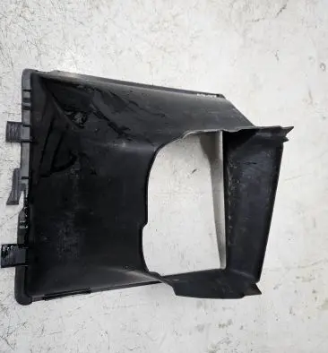 Porsche Macan (95B) Intercooler air channel guide 95B117335