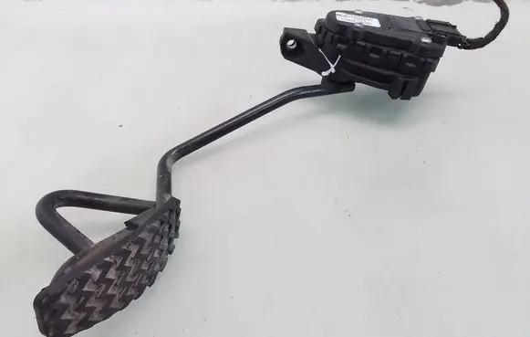 Citroen Jumper Accelerator throttle pedal 133743080