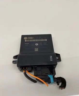 Audi Q7 4L Gateway control module 4L0907468 4L0910468
