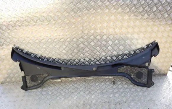 Audi TT TTS Mk2 Wiper trim 8J2819401