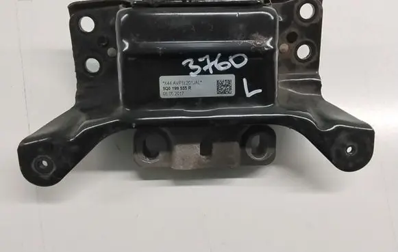 Seat Leon (5F) Engine mount bracket 5Q0199555R