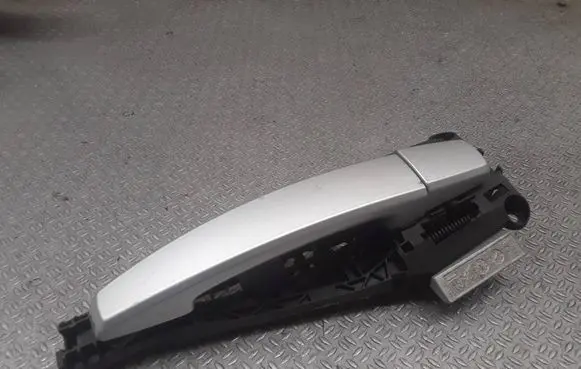 Opel Meriva B Front door exterior handle