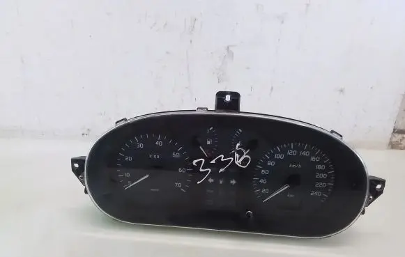 Renault Megane I Speedometer (instrument cluster)