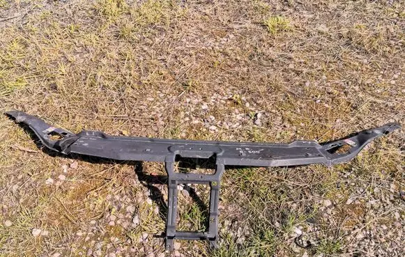Mercedes-Benz S W220 Top upper radiator support slam panel