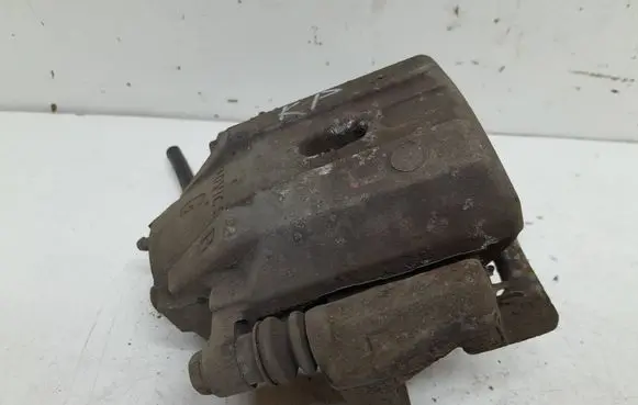 Toyota Prius (XW20) Front brake caliper 