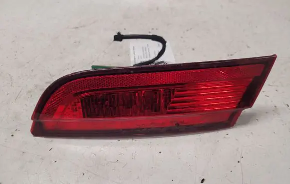 Jaguar XF Tailgate rear/tail lights 8X2315K272CD