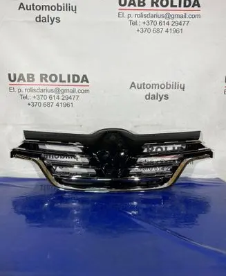 Renault Koleos II Front bumper upper radiator grill