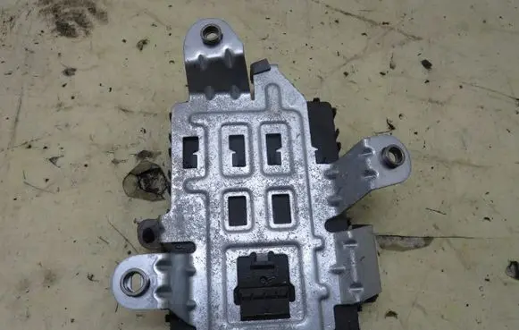 Ford Fiesta BSM Control unit HU5T-15604-ECH