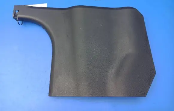 Foot area side trim