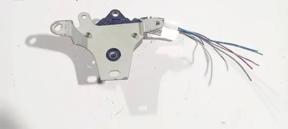 Nissan X-Trail T30 ESP acceleration yaw rate sensor 47930eq010