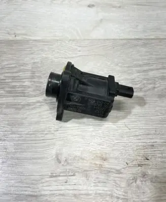 BMW X5 F15 Turbine electric control actuator 7609210 4947719851 70421603