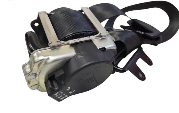 Volvo V40 Front seatbelt 31390453 619857300