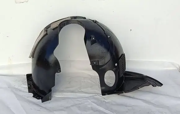Volkswagen Golf VIII Front wheel arch liner splash guards 5H0805911H