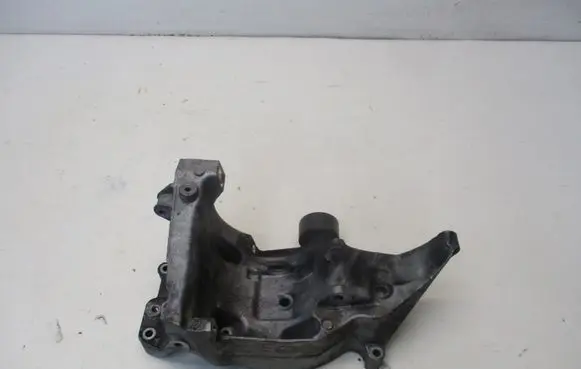 BMW 5 E60 E61 Generator/alternator bracket 