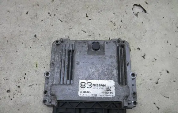 Nissan Qashqai Engine control unit/module ECU KRIS235789