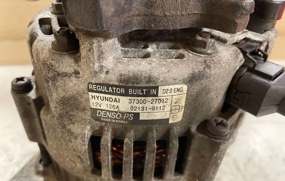 Hyundai Tucson JM Generator/alternator 3730027012 021319112