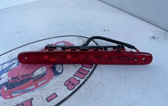 Toyota Aygo AB10 Third/center stoplight S30204017