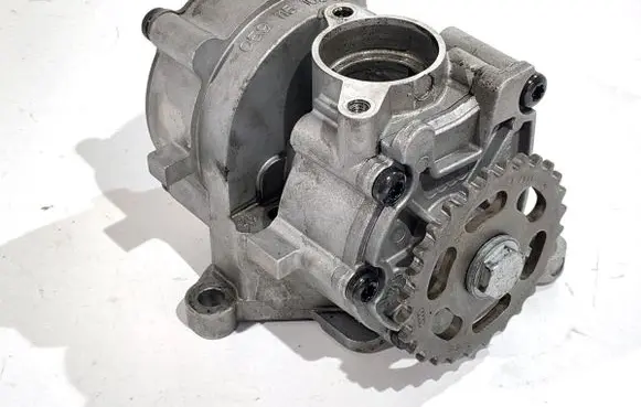 Audi A6 S6 C7 4G Oil pump 059115103CP